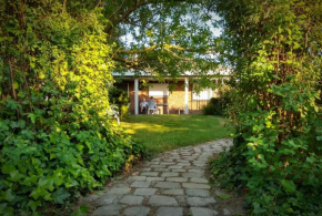 Отель B&B De Zilveren Helm  Хален